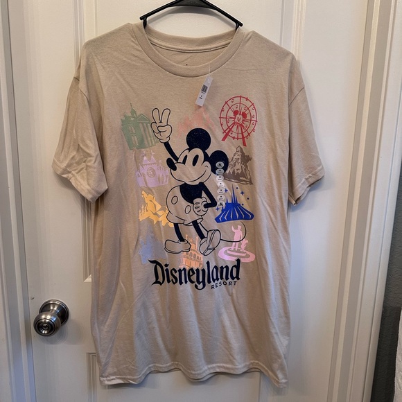 Disneyland Resort Mickey Mouse T-Shirt - Picture 1 of 2